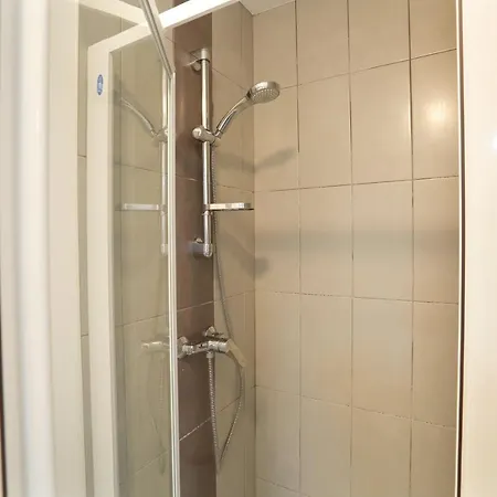 Nemea Carre Du Roi 2*