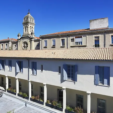 Nemea Carre Du Roi Apartmanhotel